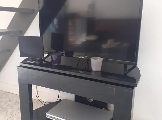 Maison à 200m De La Mer, 10 Mn De L'aéroport De Bastia Et A 20mn Du Port * Lucciana (Corsica)