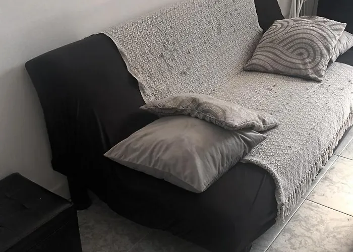 Maison A 200m De La Mer, 10 Mn De L'aeroport De Bastia Et A 20mn Du Port Nyaraló