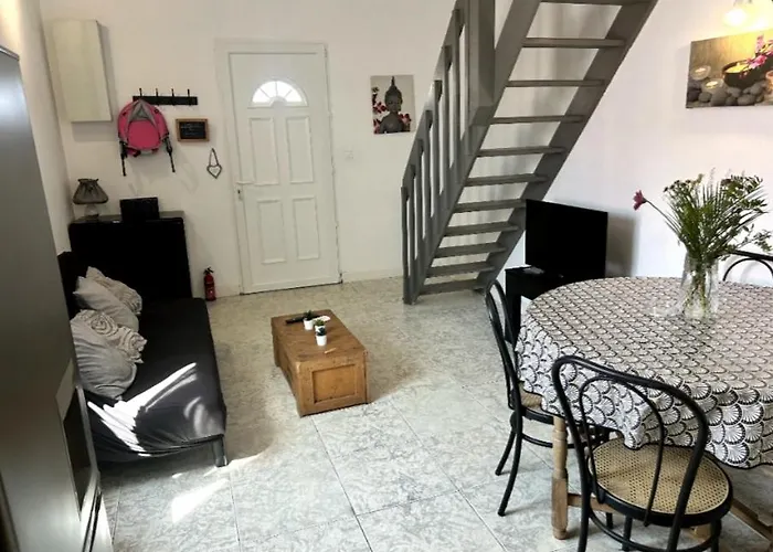 Maison A 200m De La Mer, 10 Mn De L'aeroport De Bastia Et A 20mn Du Port Nyaraló